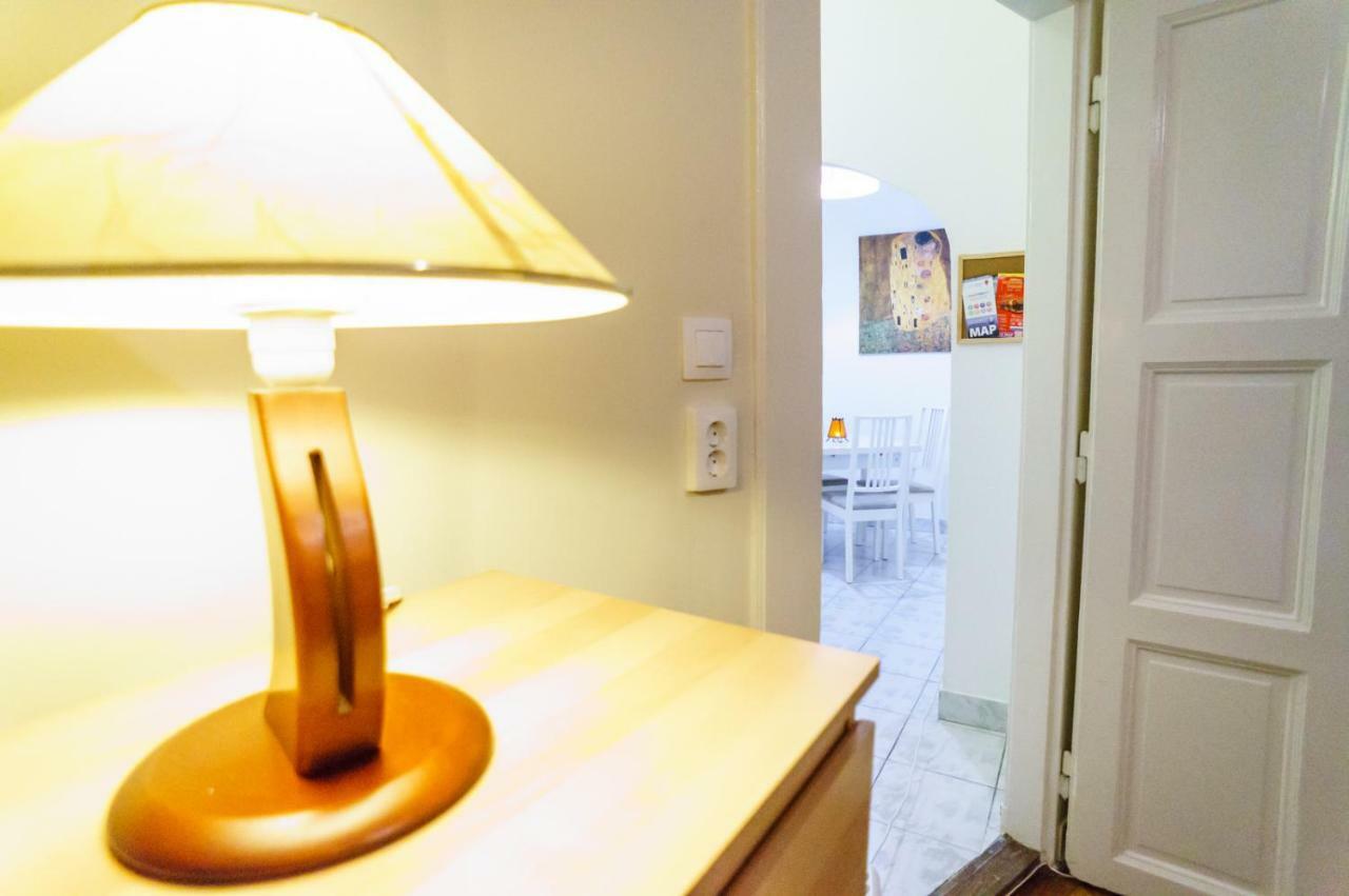 Budapest Kingdom Apartment Central & Car Parking On-Site & Aircon & Quiet & Family Friendly Luaran gambar