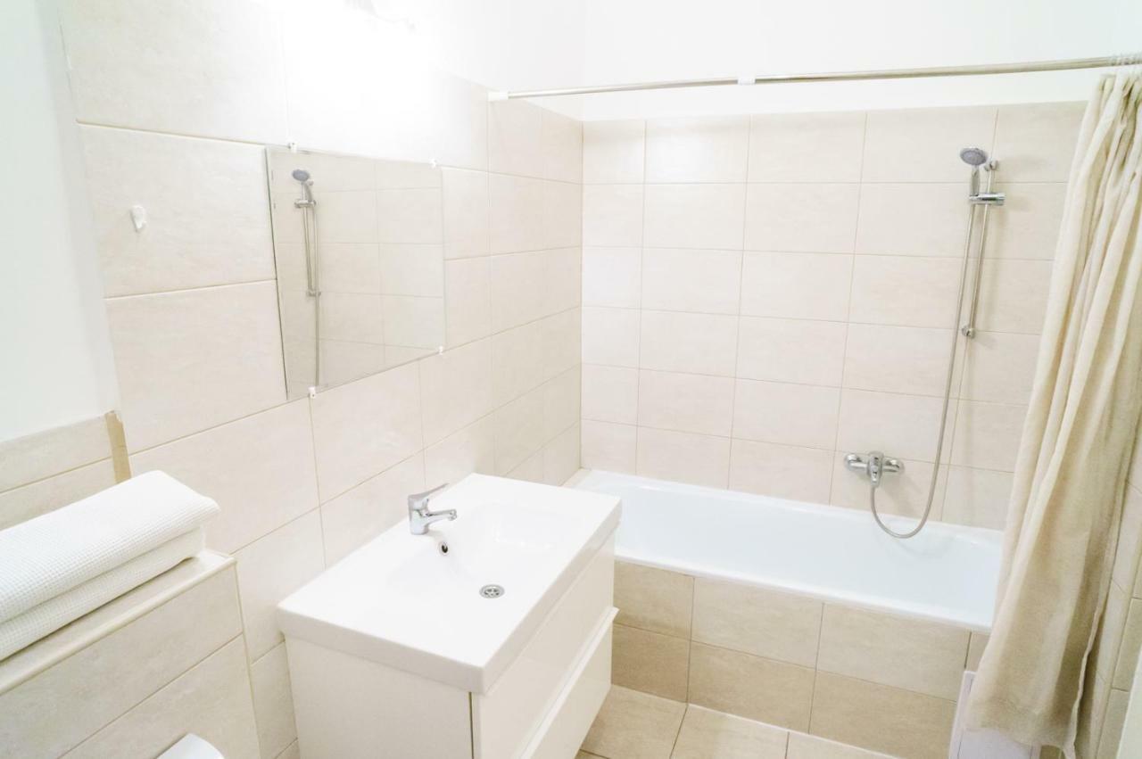 Budapest Kingdom Apartment Central & Car Parking On-Site & Aircon & Quiet & Family Friendly Luaran gambar